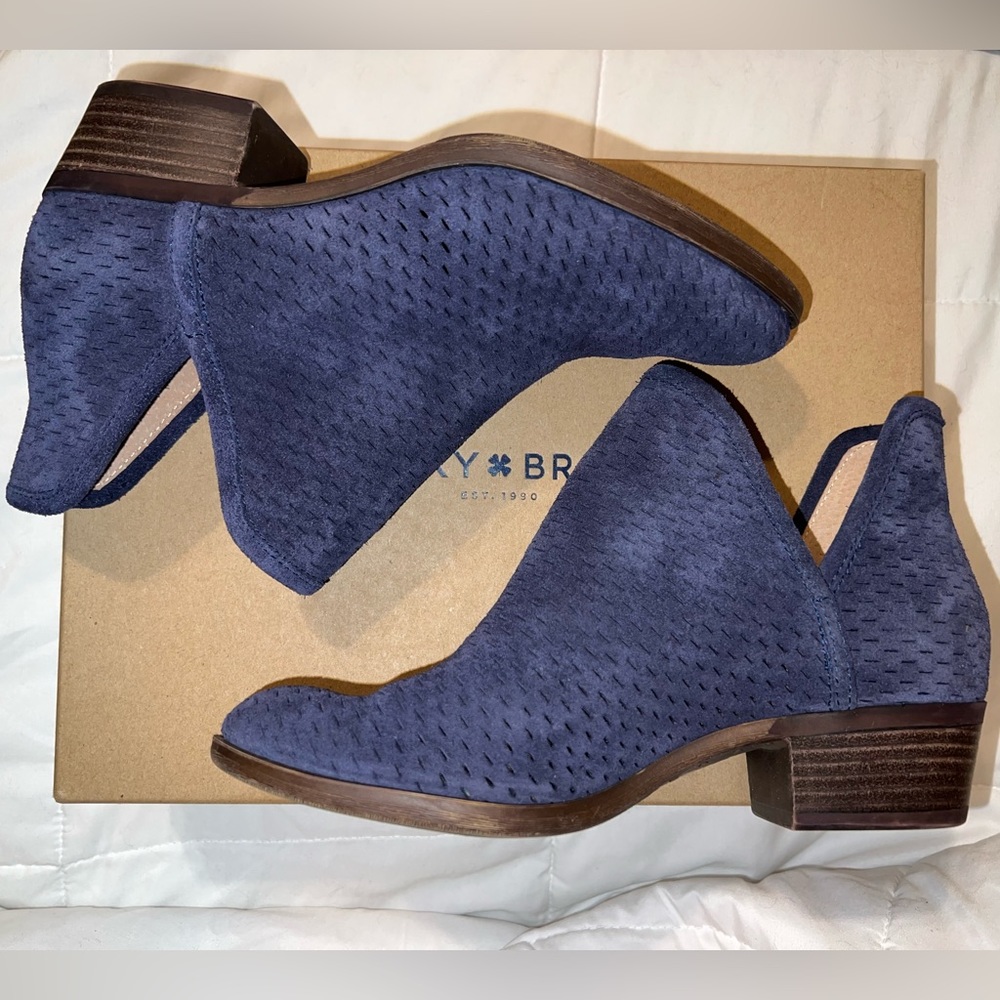 Lucky Brand LK-Baley blue suede ankle boot shoe size 7